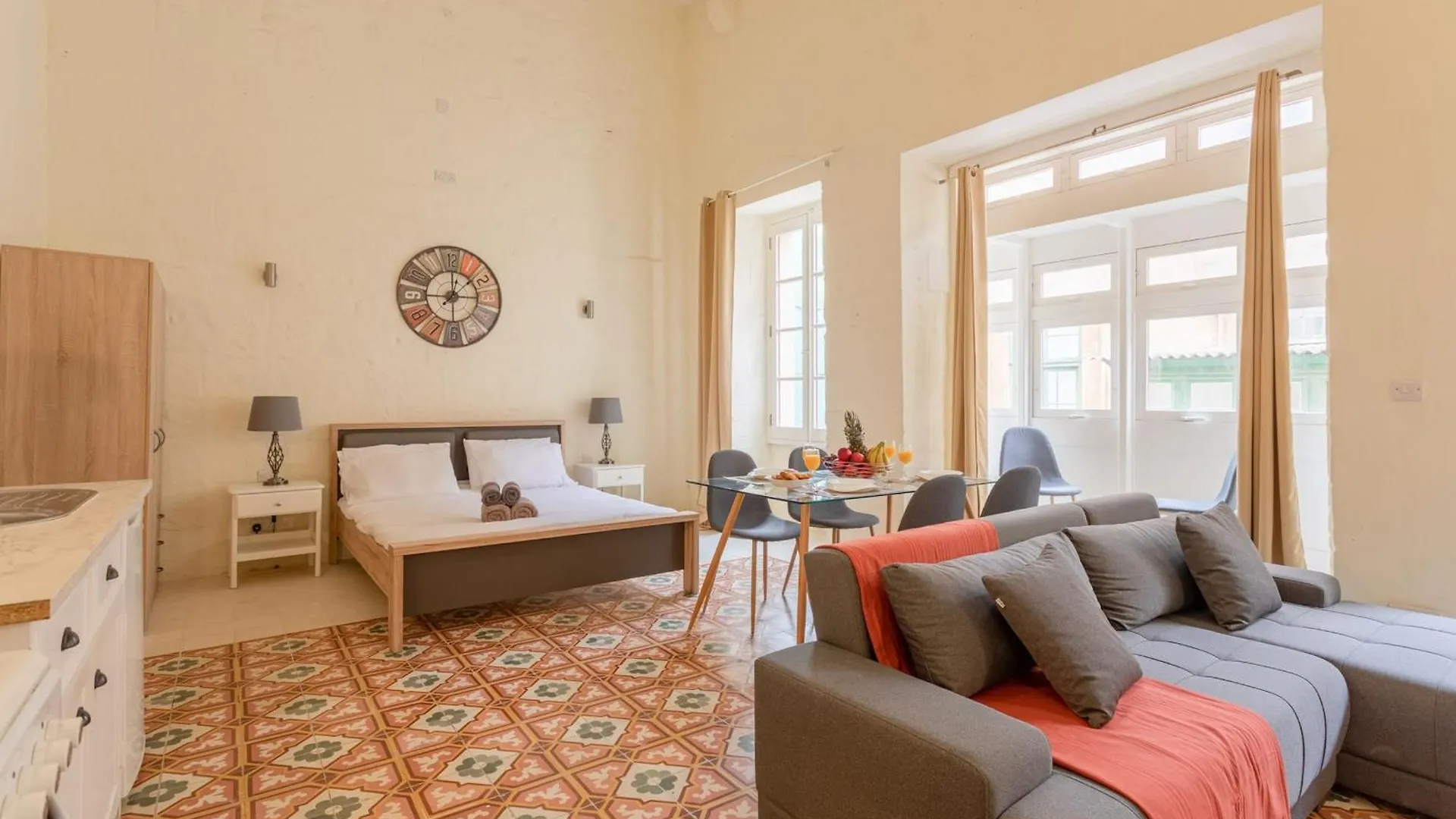 Historic Valletta Duplex - Cityapartmentstay