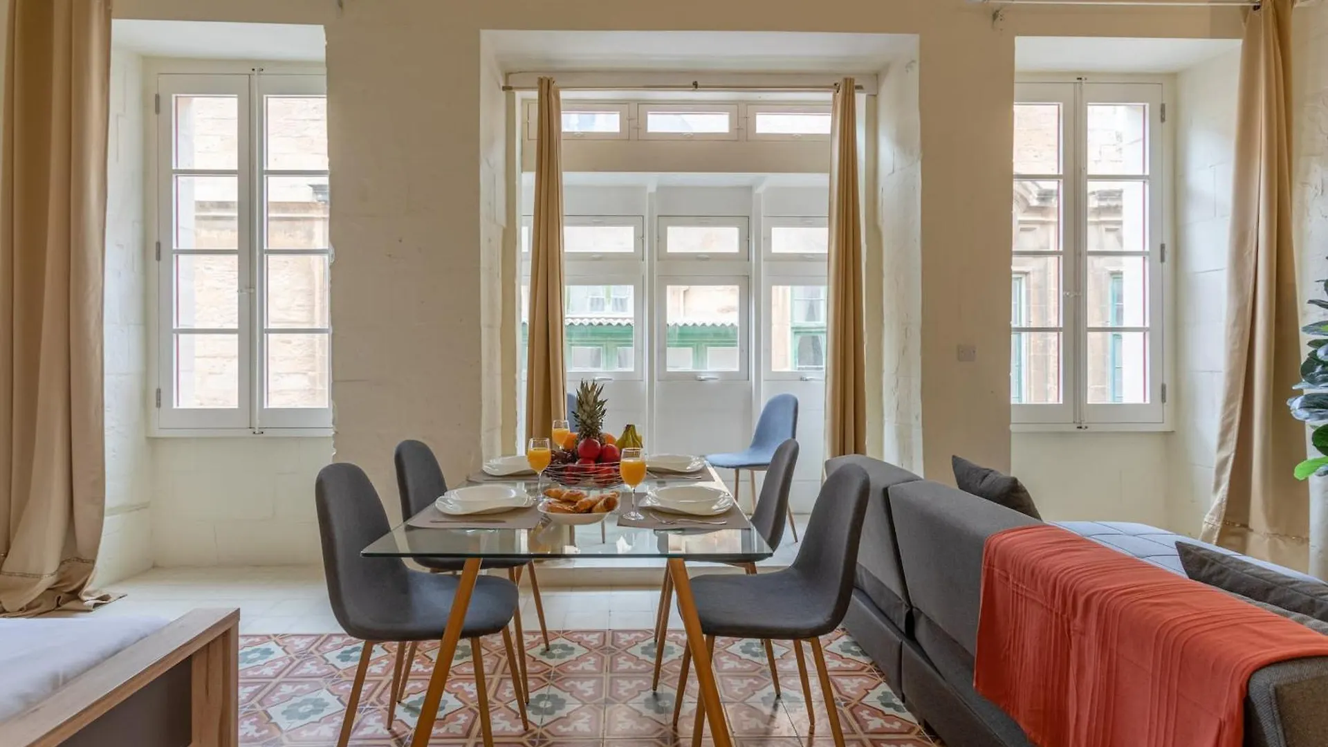 Historic Valletta Duplex - Cityapartmentstay 0*,  Malta
